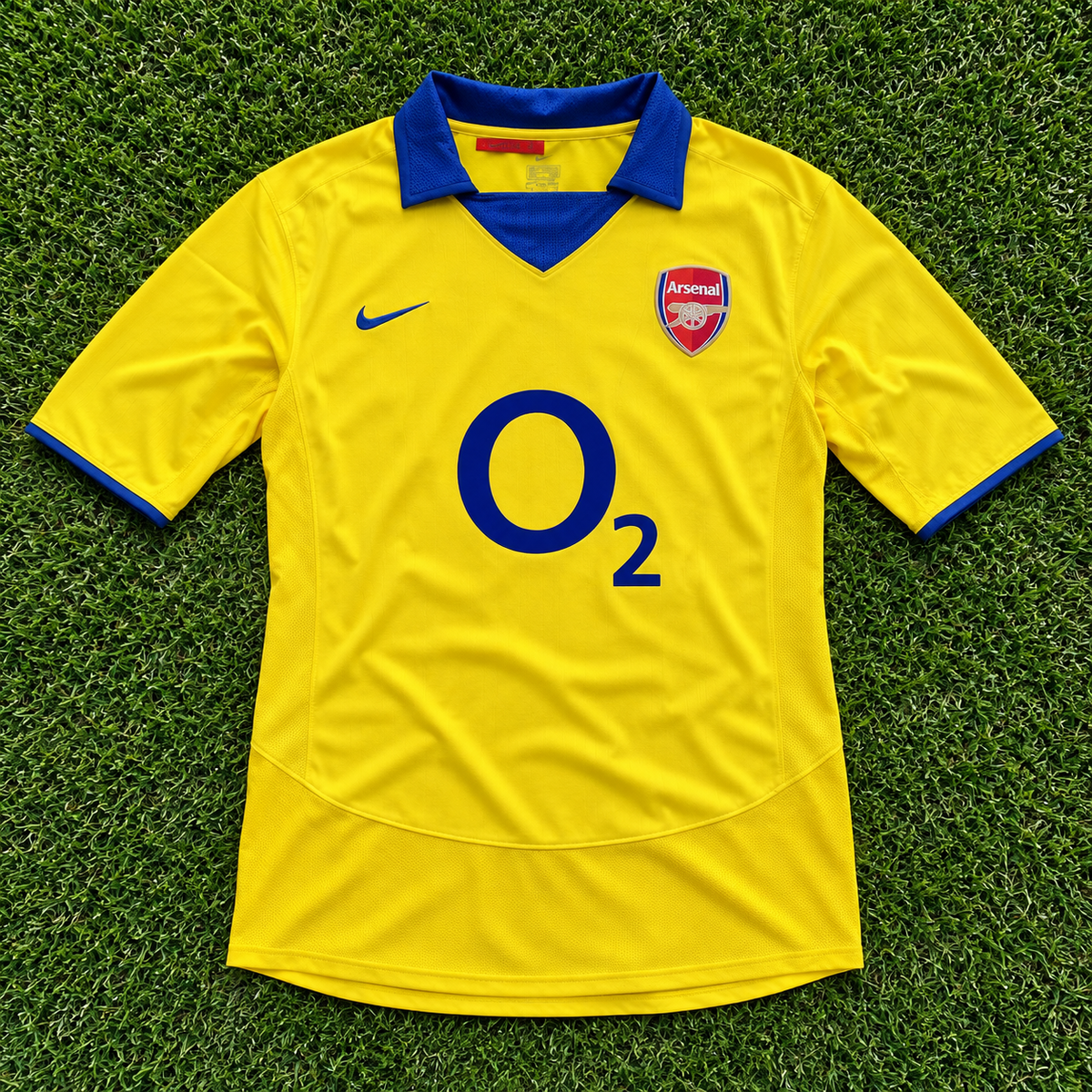 Dennis Bergkamp Signed Arsenal 03/04 Invincible Away Shirt