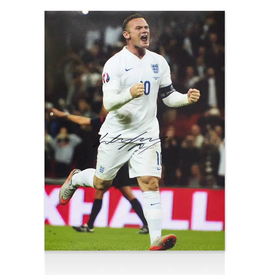 Wayne Rooney Signed England 16x12 Photo